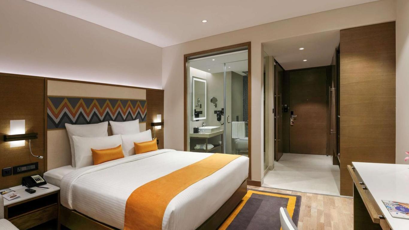 Hotel The Infinity Near Delhi Airport Új-Delhi Kültér fotó